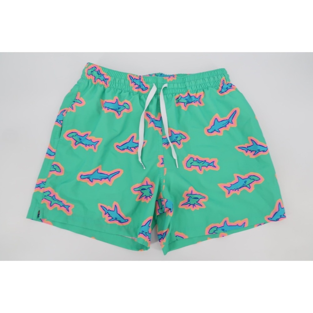 Chubbies The Apex Swimmers Swim Trunks Mens Medium Shark Print 5.5 Inseam
